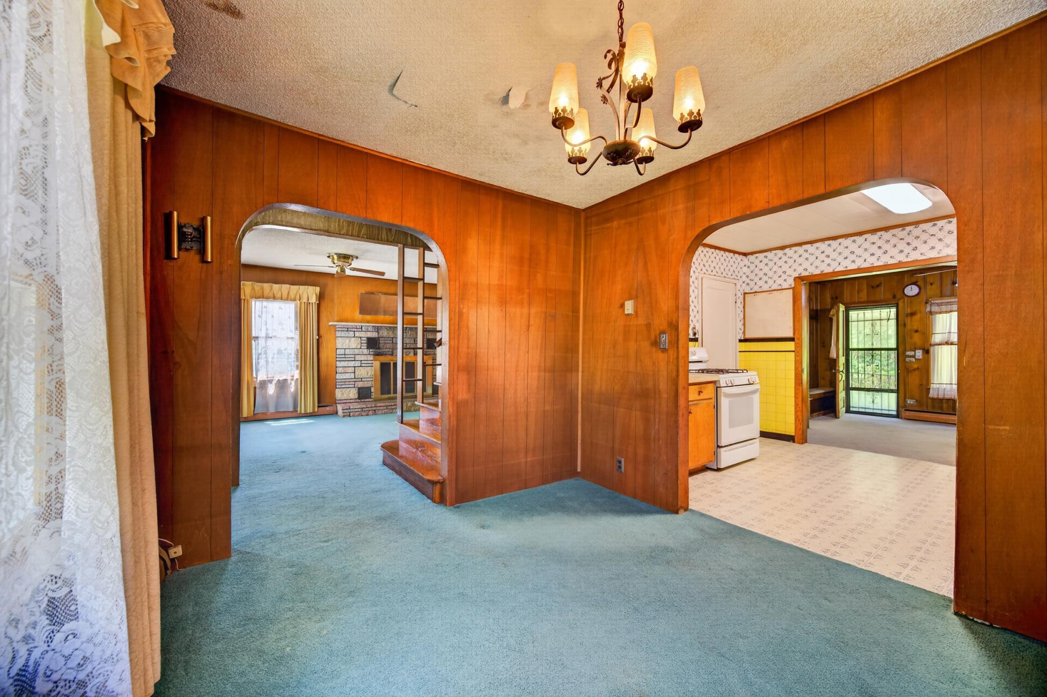 Formal dining