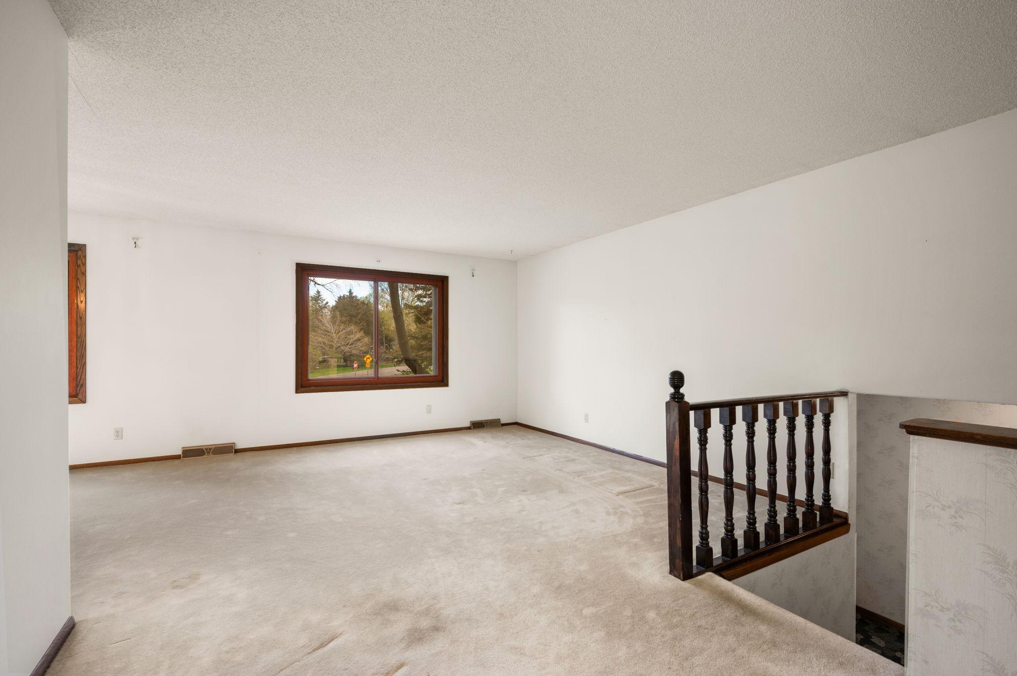 11-web-or-mls-4560-148th-ave-nw.jpg