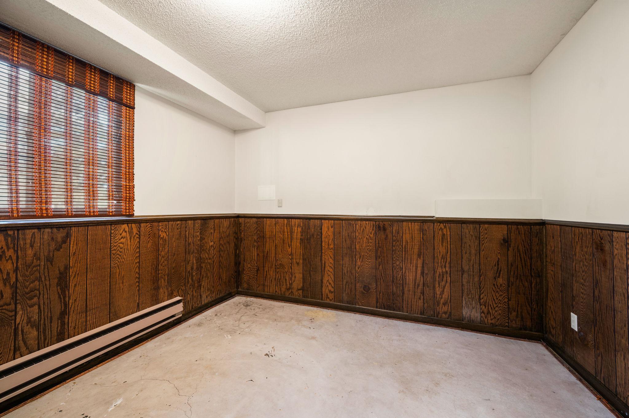 32-web-or-mls-4560-148th-ave-nw.jpg