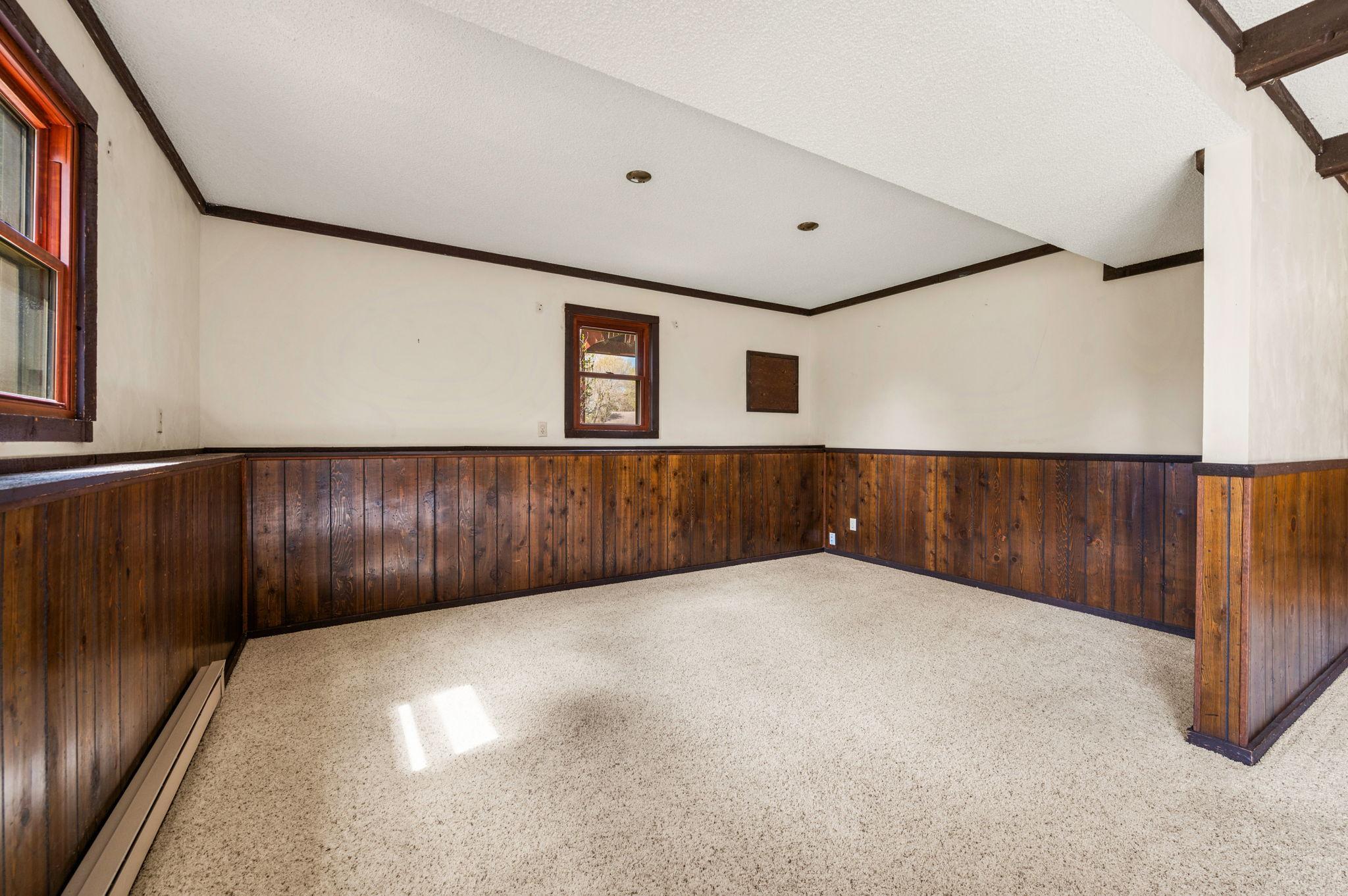 28-web-or-mls-4560-148th-ave-nw.jpg