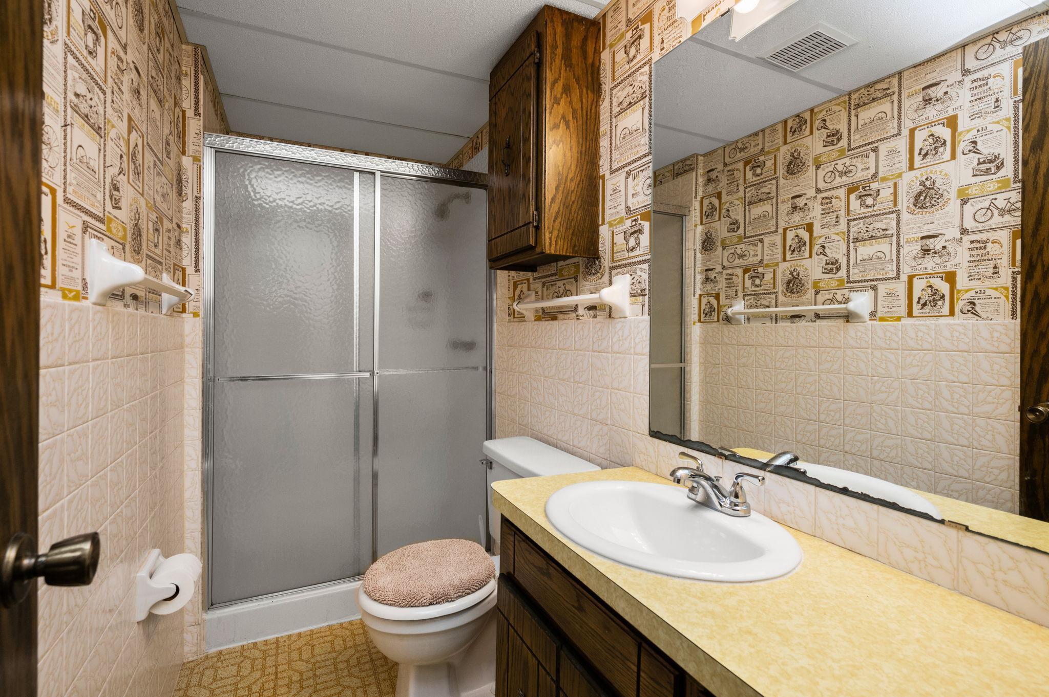 30-web-or-mls-4560-148th-ave-nw.jpg