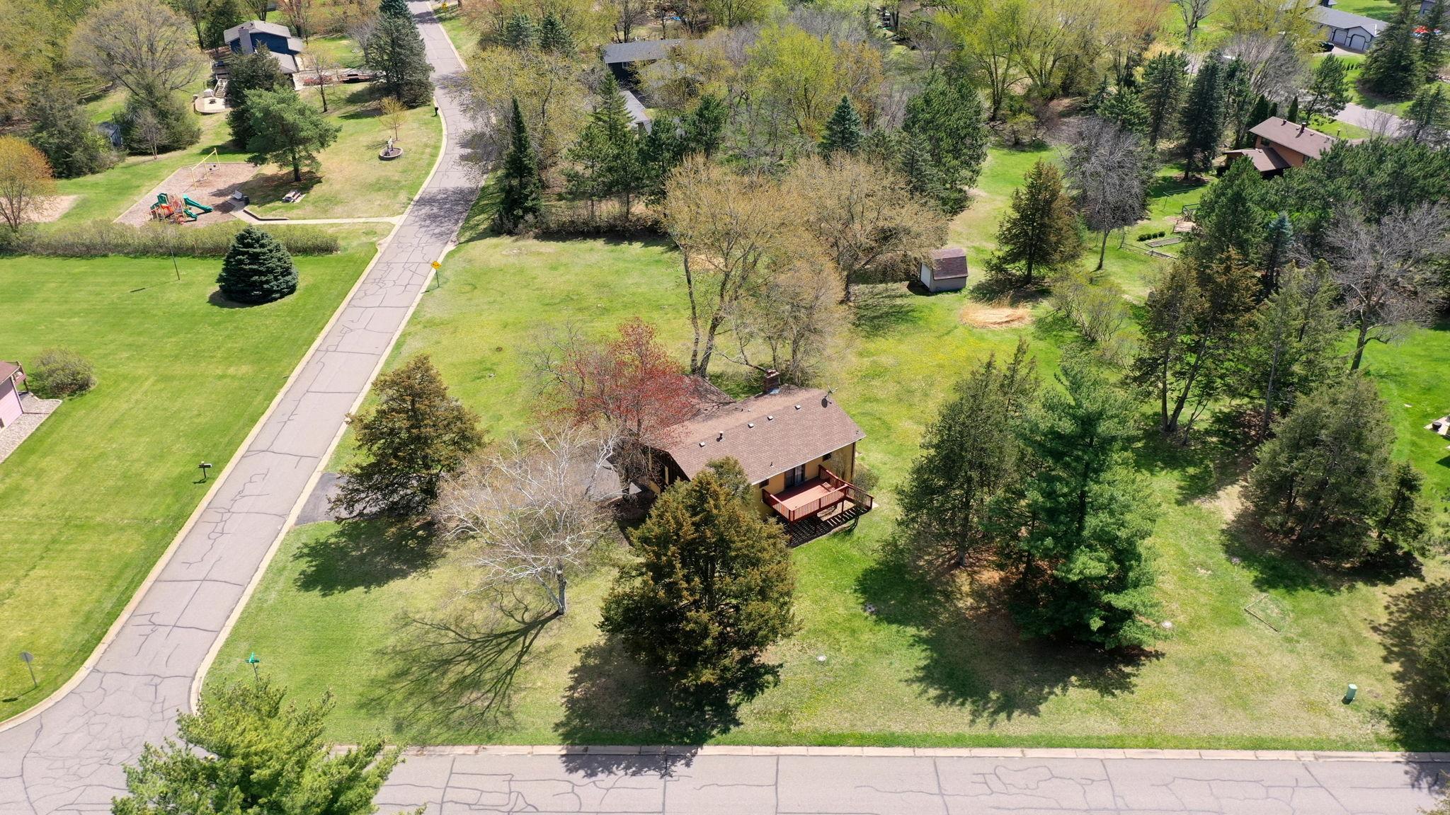 5-web-or-mls-4560-148th-ave-nw.jpg