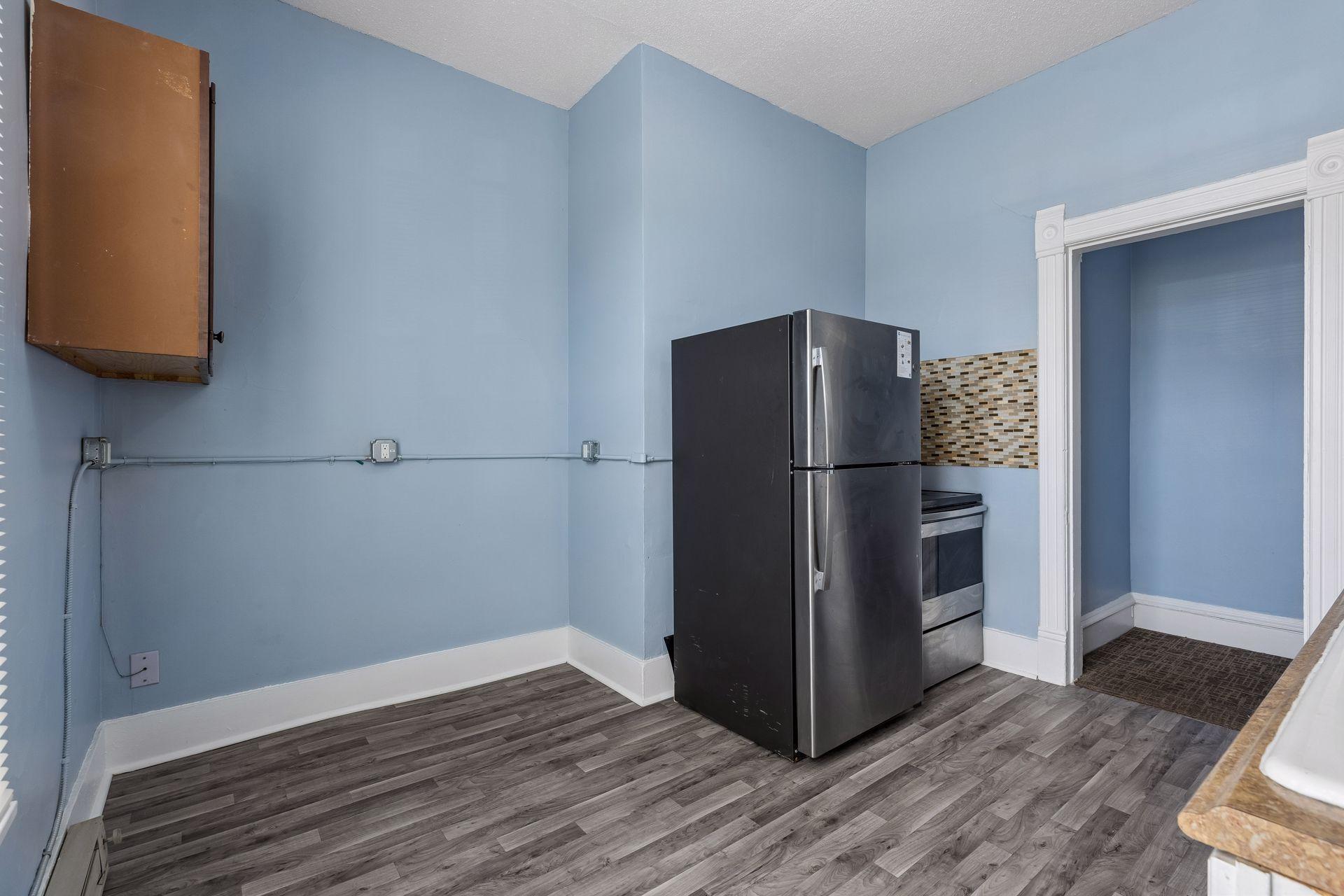 1926 15th Avenue South - Spacecrafting - 0019.jpg