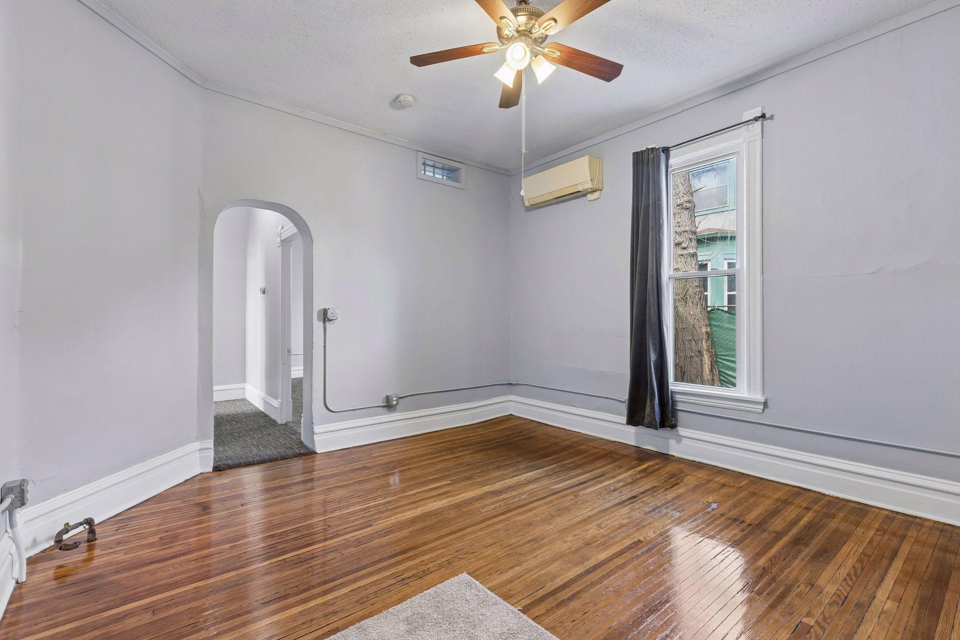 1926 15th Avenue South - Spacecrafting - 0009.jpg