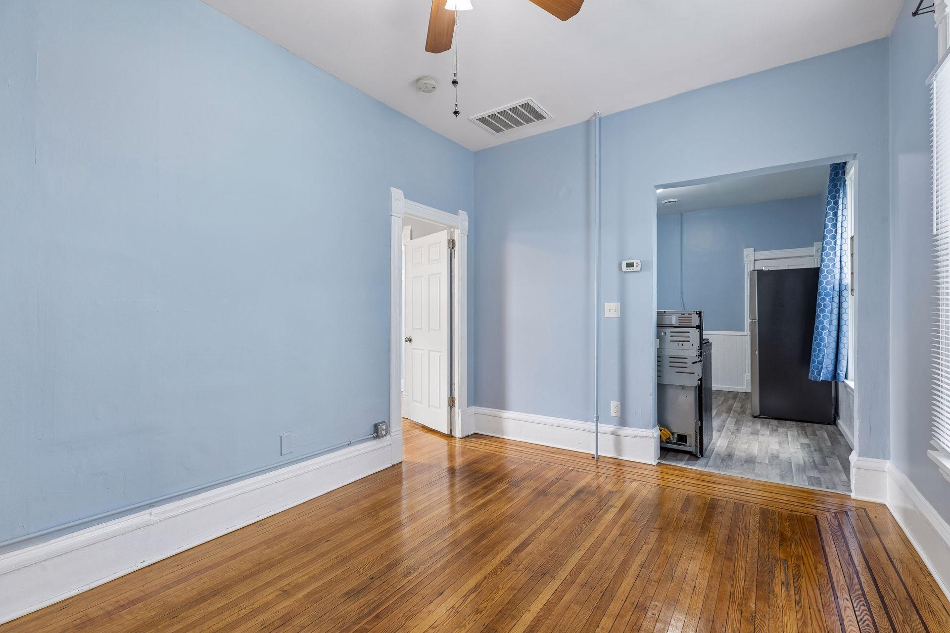 1926 15th Avenue South - Spacecrafting - 0030.jpg