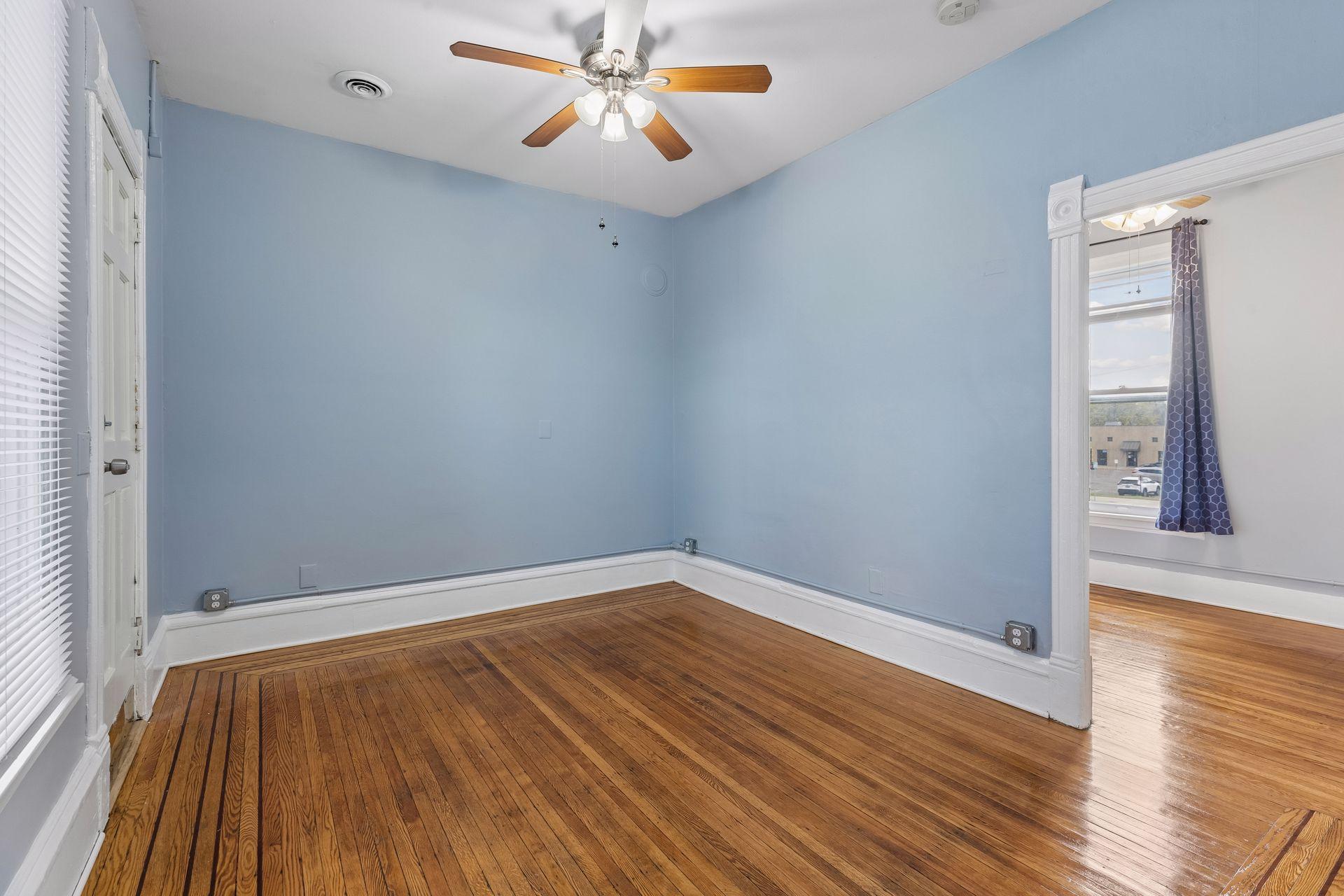 1926 15th Avenue South - Spacecrafting - 0028.jpg