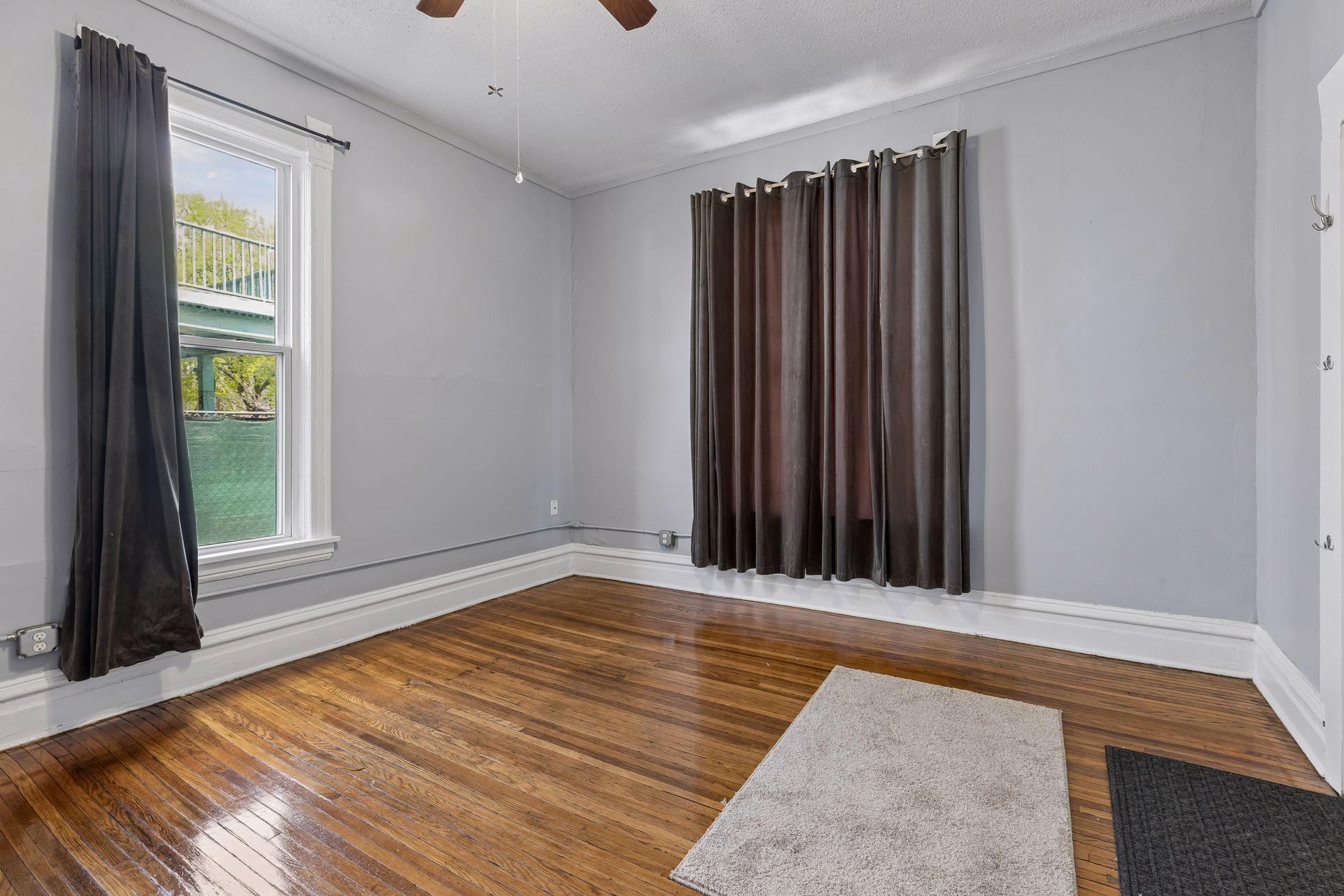 1926 15th Avenue South - Spacecrafting - 0006.jpg