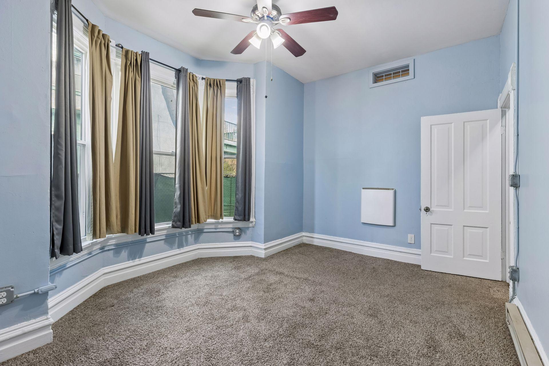 1926 15th Avenue South - Spacecrafting - 0011.jpg