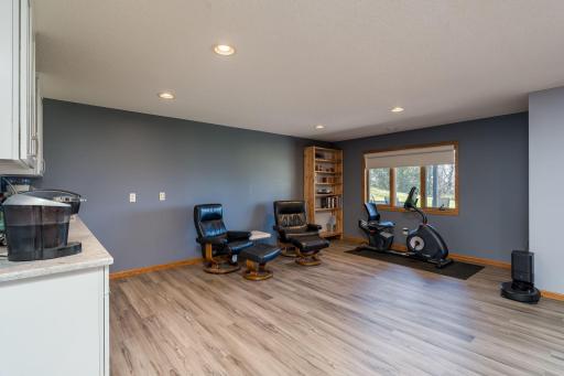 6106 Shamrock Drive, Madison Lake, MN 56063