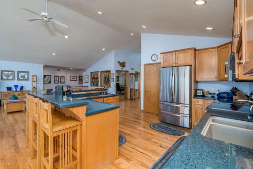 6106 Shamrock Drive, Madison Lake, MN 56063
