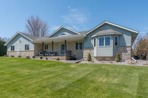 6106 Shamrock Drive, Madison Lake, MN 56063