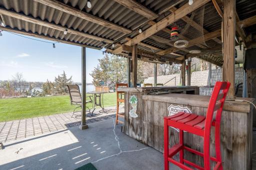 6106 Shamrock Drive, Madison Lake, MN 56063