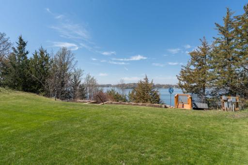 6106 Shamrock Drive, Madison Lake, MN 56063
