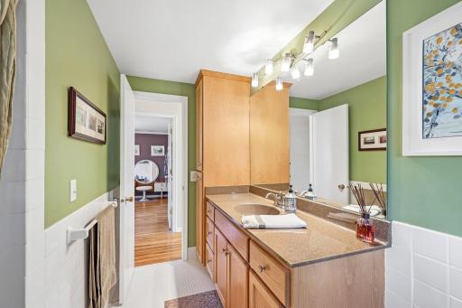 2115 Decatur Avenue N, Minneapolis, MN 55427