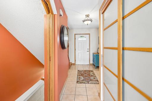 2115 Decatur Avenue N, Minneapolis, MN 55427