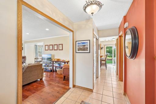 2115 Decatur Avenue N, Minneapolis, MN 55427