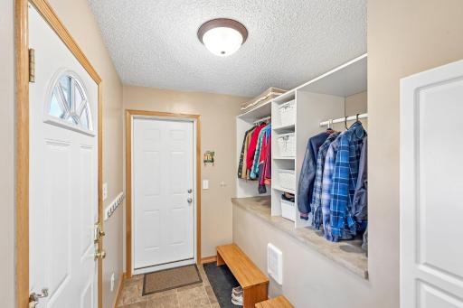 2115 Decatur Avenue N, Minneapolis, MN 55427