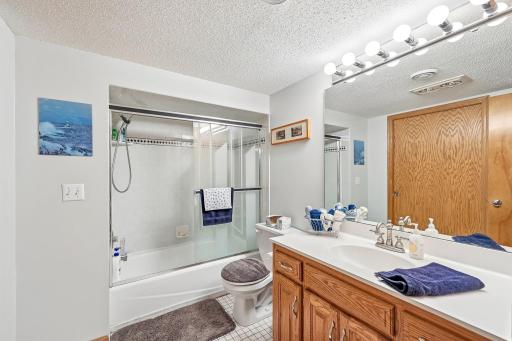 2115 Decatur Avenue N, Minneapolis, MN 55427