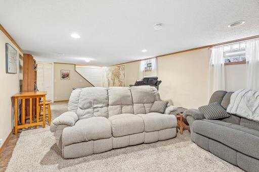 2115 Decatur Avenue N, Minneapolis, MN 55427