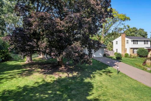 2115 Decatur Avenue N, Minneapolis, MN 55427