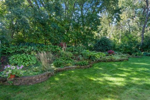 2115 Decatur Avenue N, Minneapolis, MN 55427