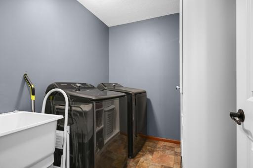8897 67th Street Bay South, Cottage Grove, MN 55016