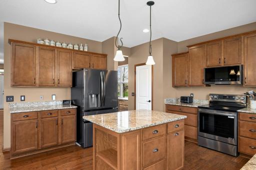 8897 67th Street Bay South, Cottage Grove, MN 55016