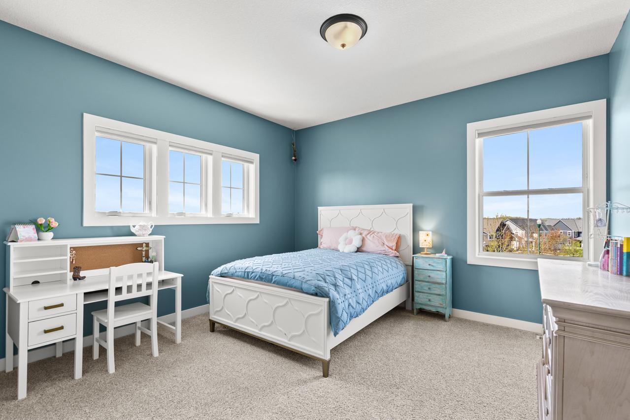 Bedroom 2 - Upper Level