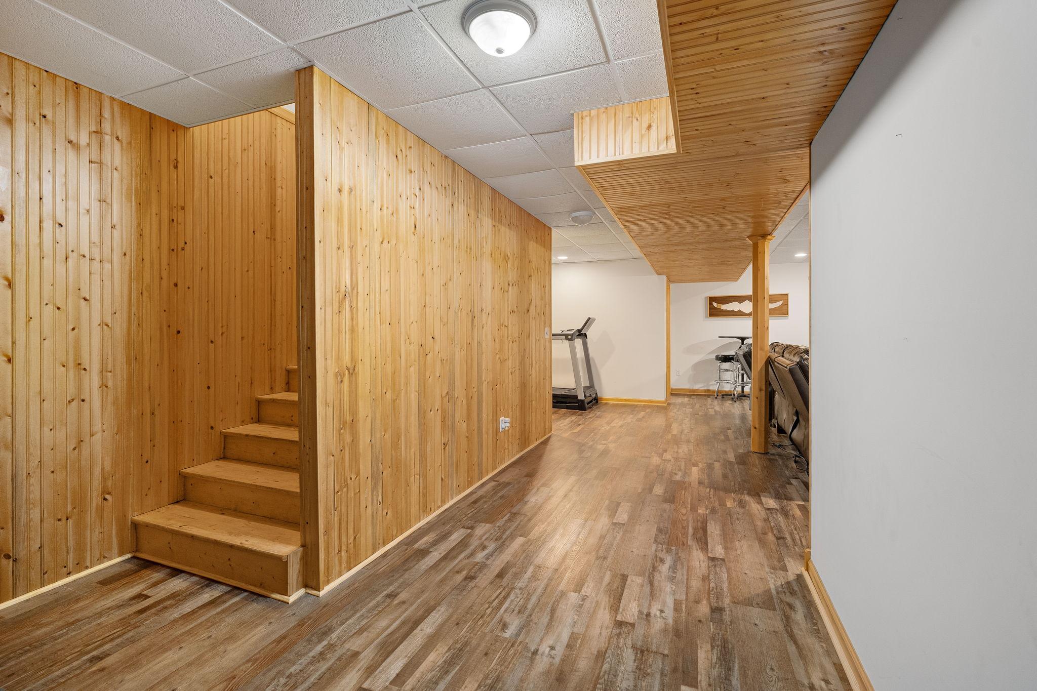 Secret Storage Under Steps
