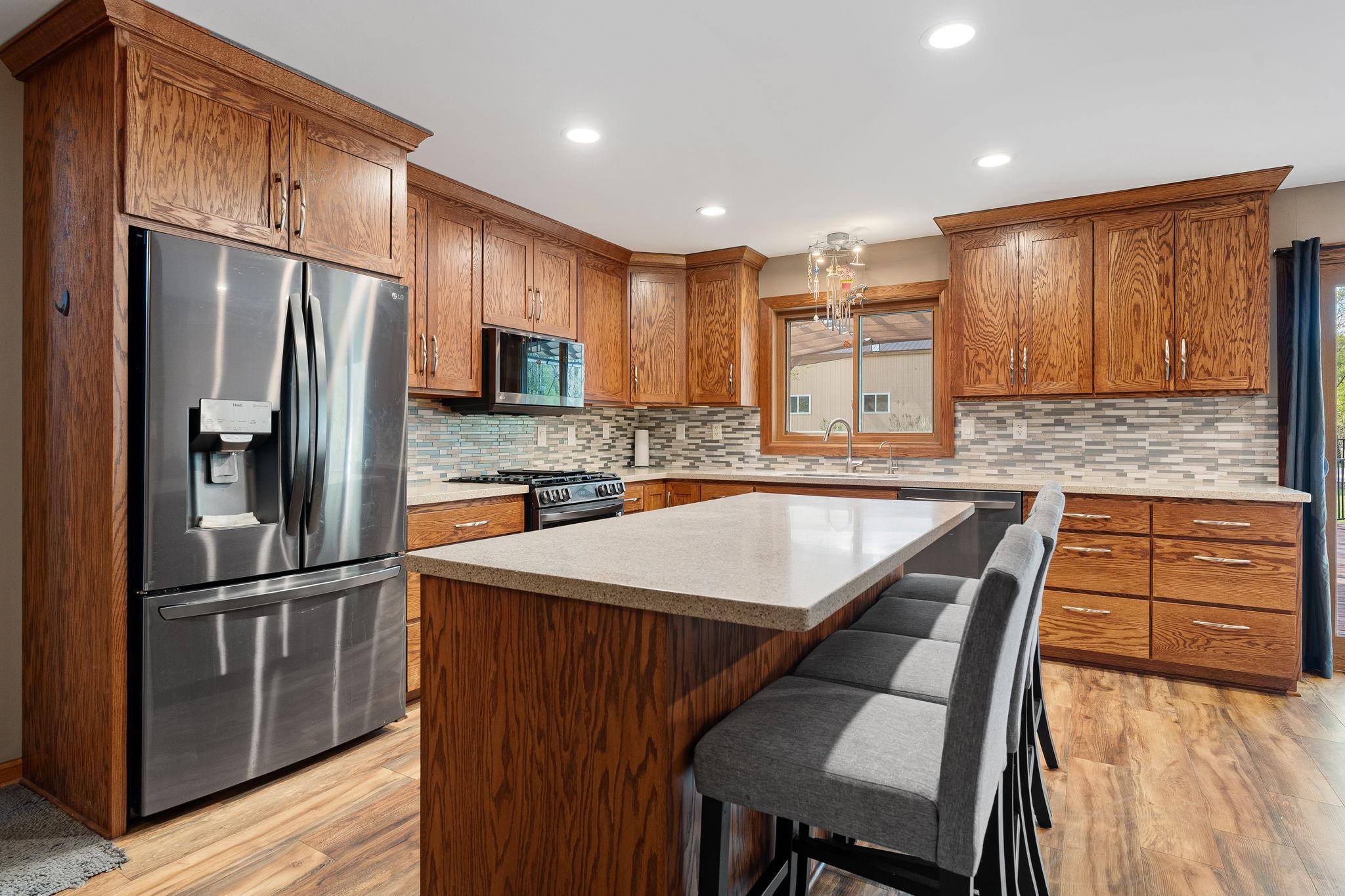 Refrigerator has Reverse Osmosis and Filtered Water