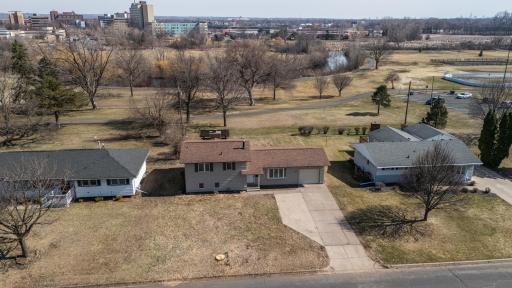 Gorgeous homesite that backs to the park.