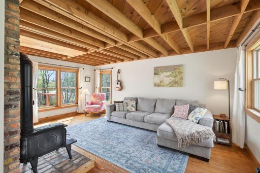 112231 Hutchins Court, Chaska, MN 55318