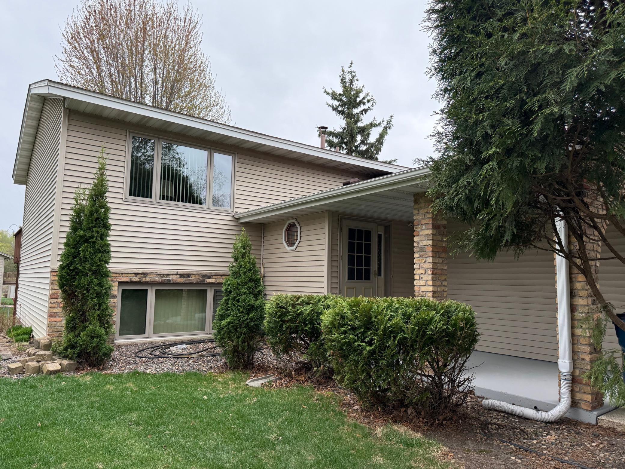 879 Westview Ct Shoreview.jpg