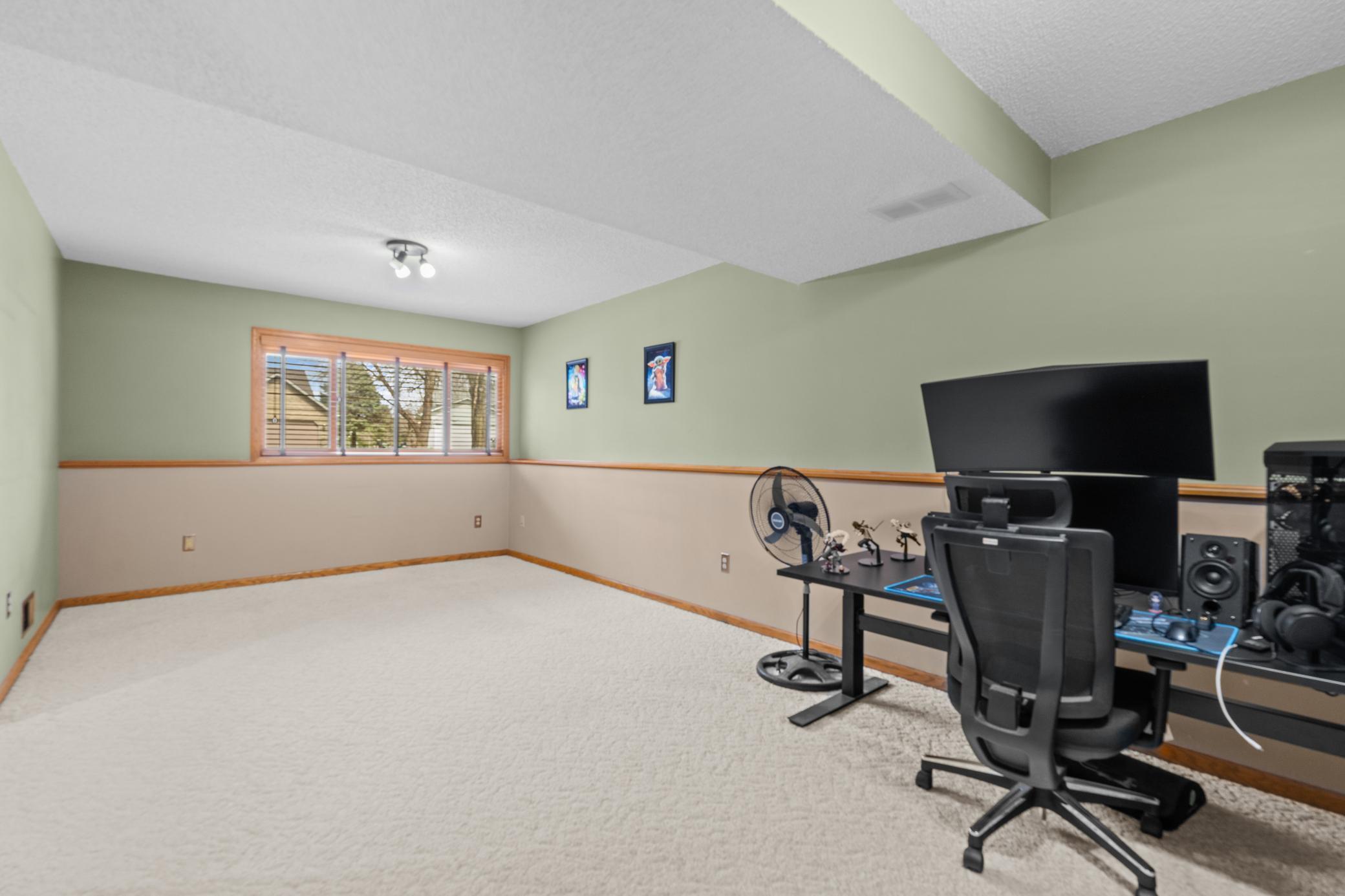 6709 110th Ave-19.jpg