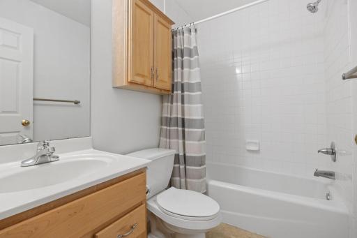 1823 3rd Street NE, Minneapolis, MN 55418