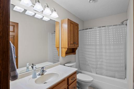 5538 County Road 6 SW, Howard Lake, MN 55349