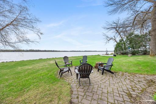 5538 County Road 6 SW, Howard Lake, MN 55349