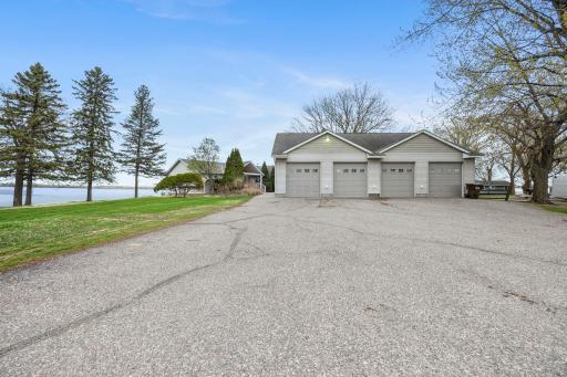 5538 County Road 6 SW, Howard Lake, MN 55349