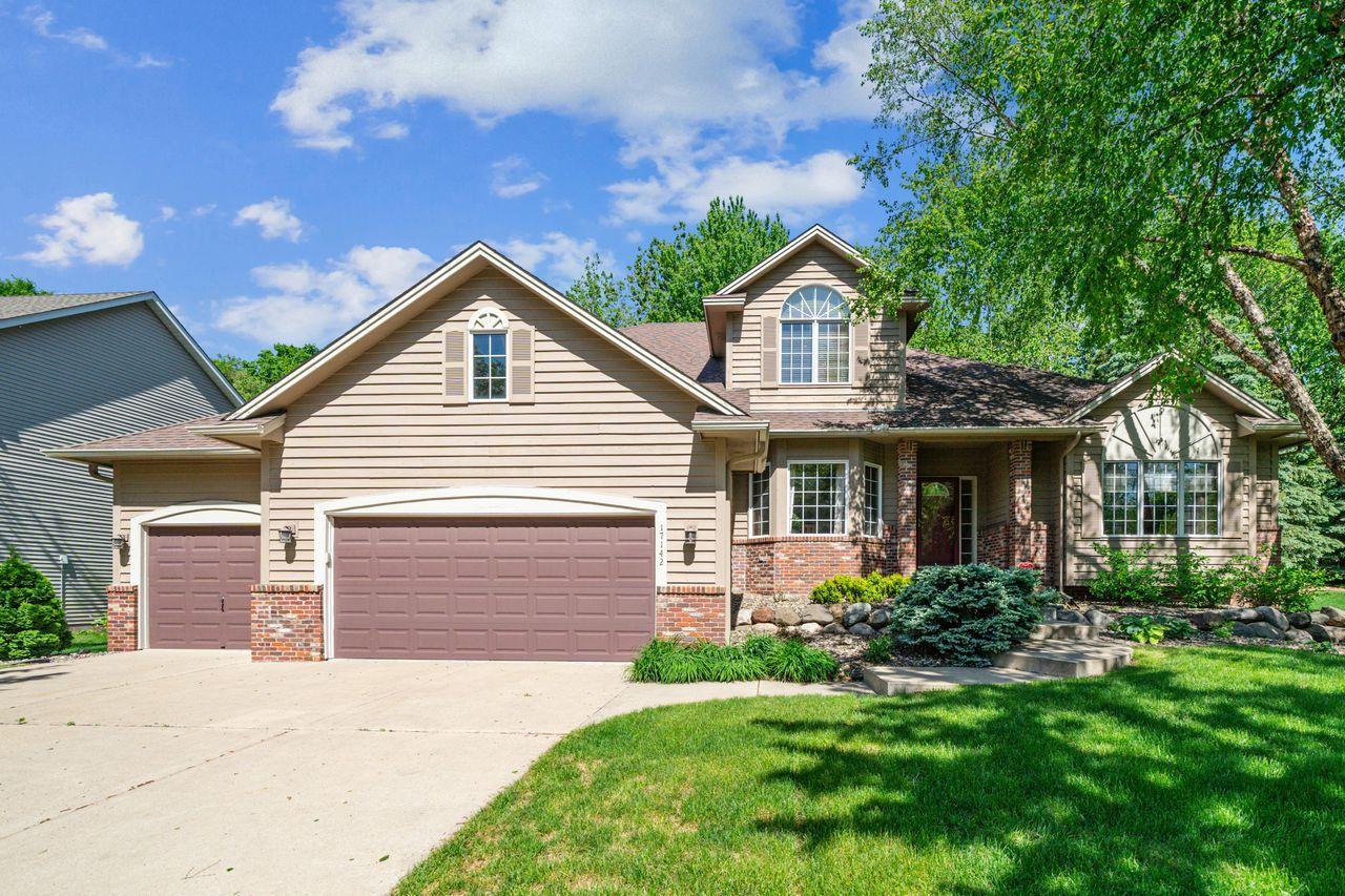 4 bed 4 bathroom home with 3 car garage