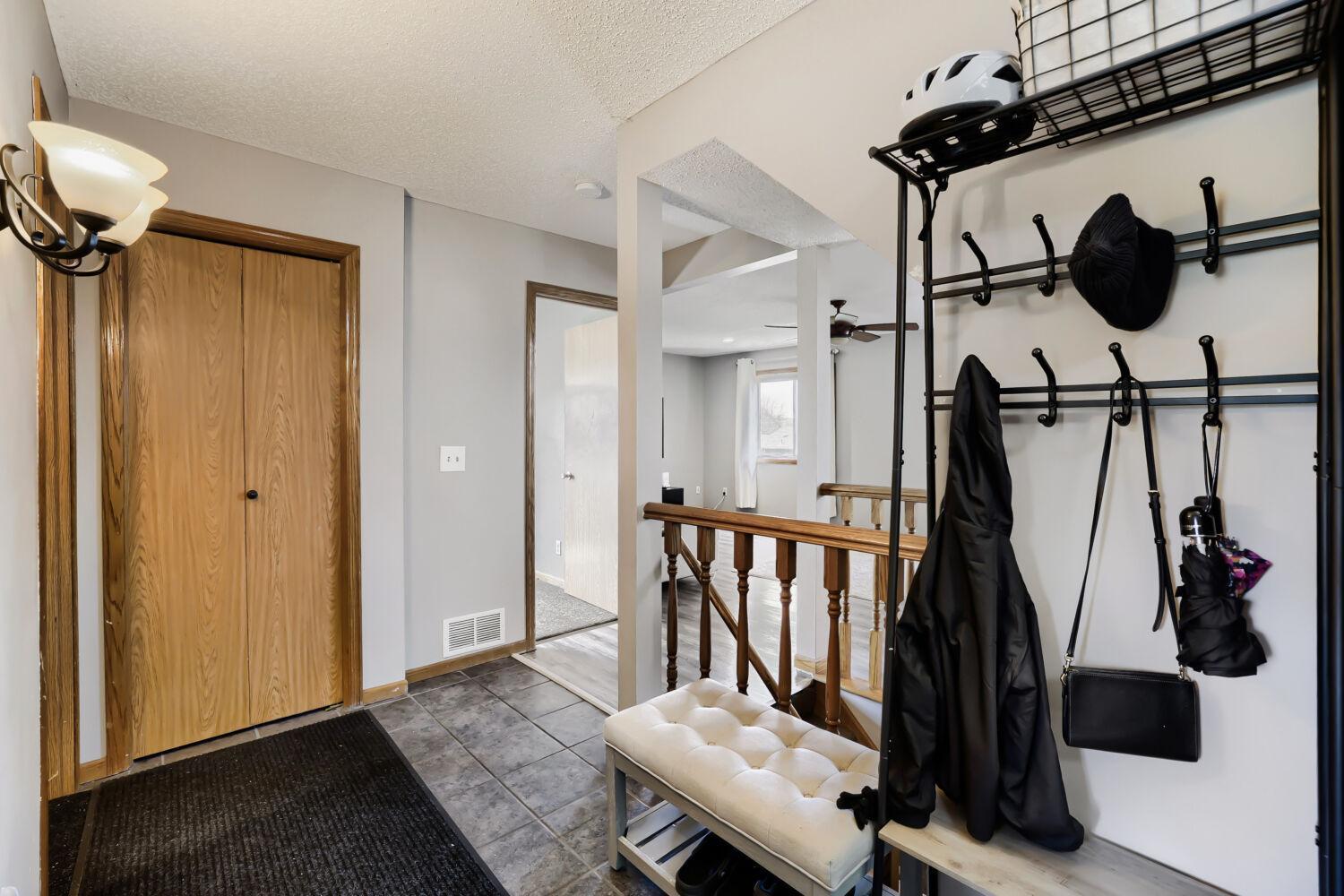 14233 Cobbler Ave - Web Quality - 003 - 03 Foyer.jpg