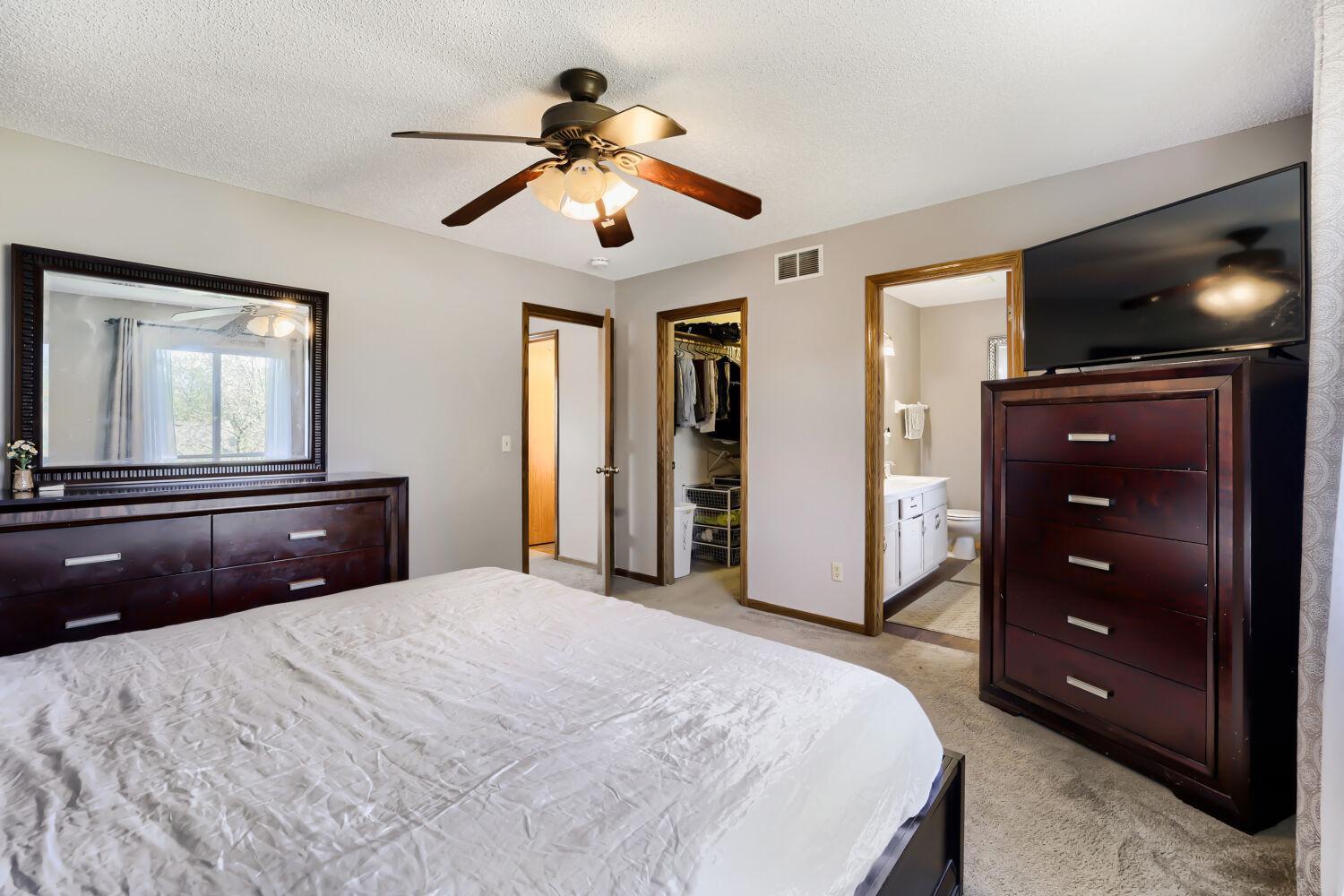 14233 Cobbler Ave - Web Quality - 018 - 18 Primary Bedroom.jpg