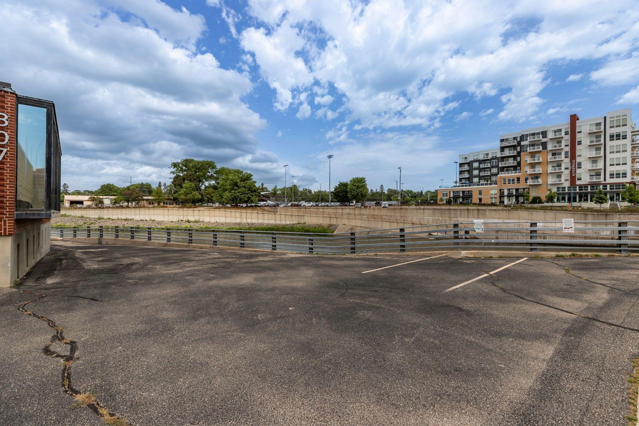 40-web-or-mls-IMG_0323 (2).jpeg