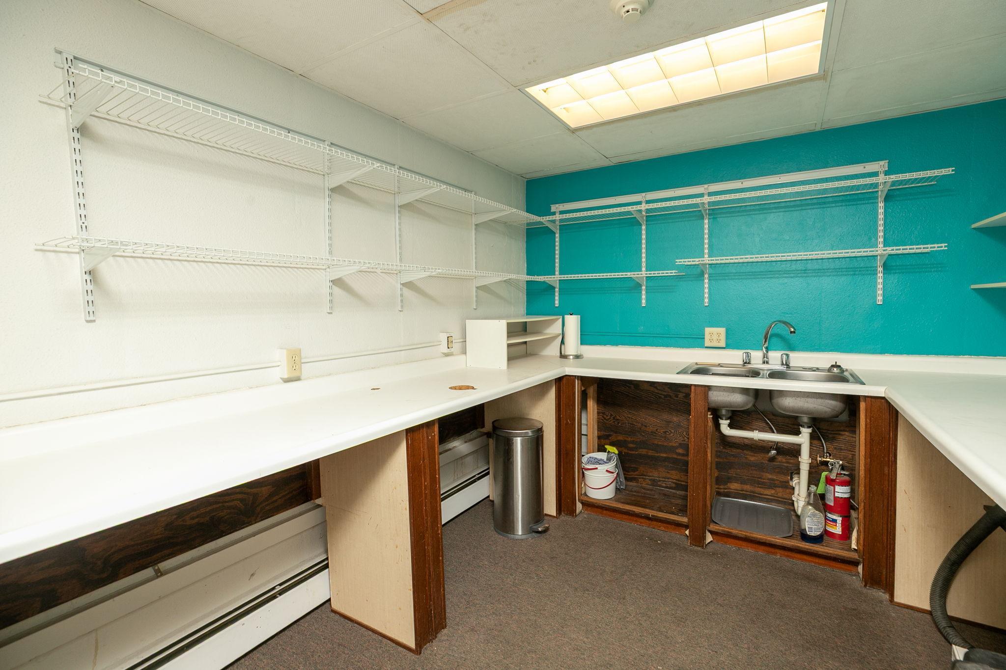 34-web-or-mls-33-Office Space.jpg