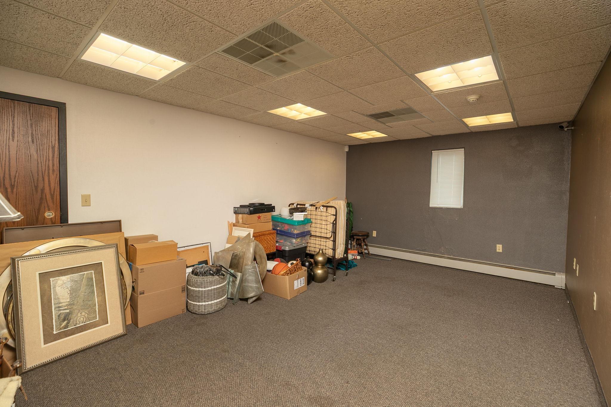 31-web-or-mls-30-Office Space.jpg