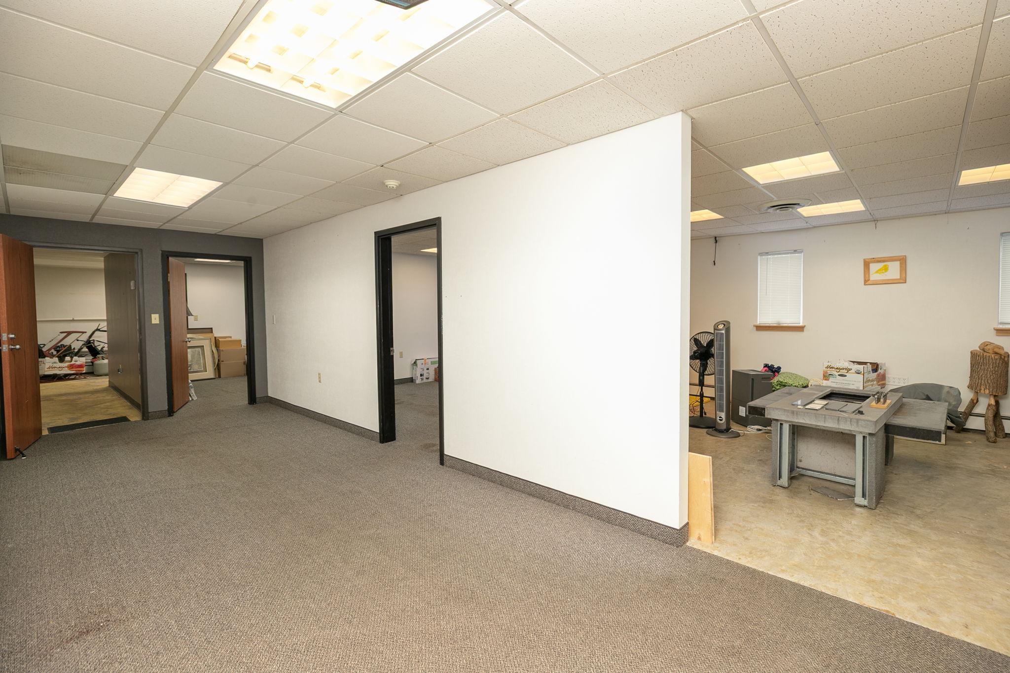 29-web-or-mls-28-Office Space.jpg