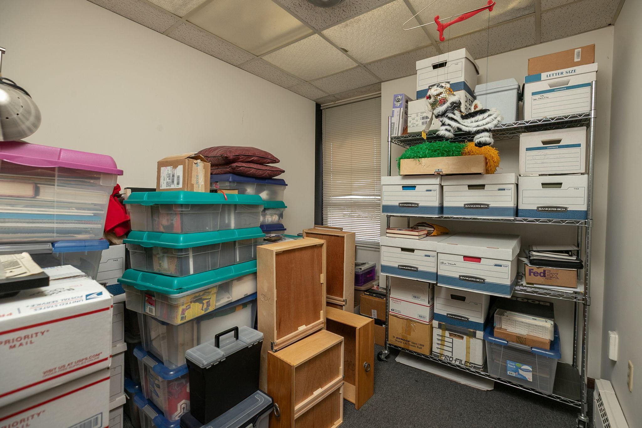 18-web-or-mls-19-Office Space.jpg