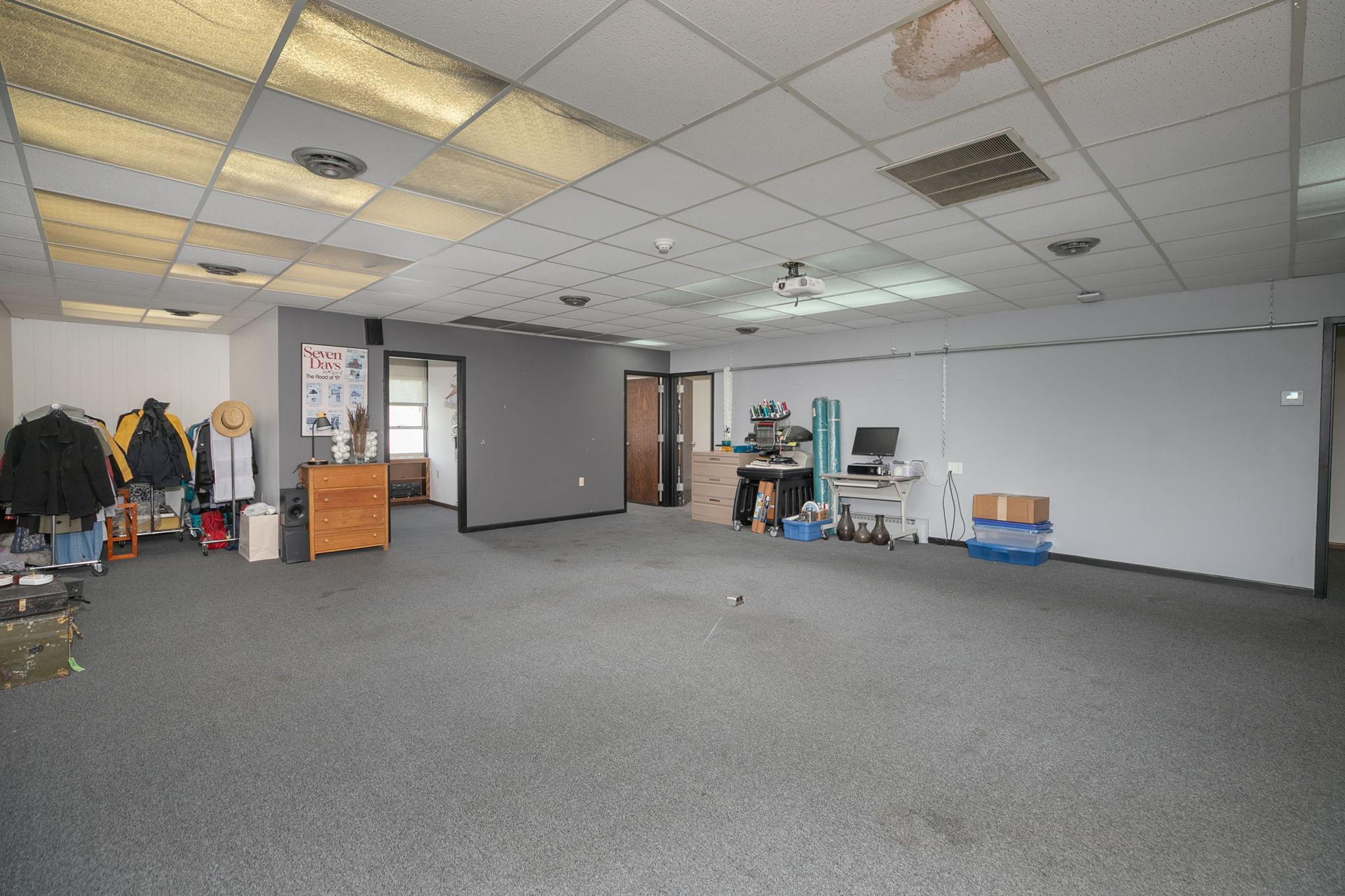 15-web-or-mls-16-Office Space.jpg