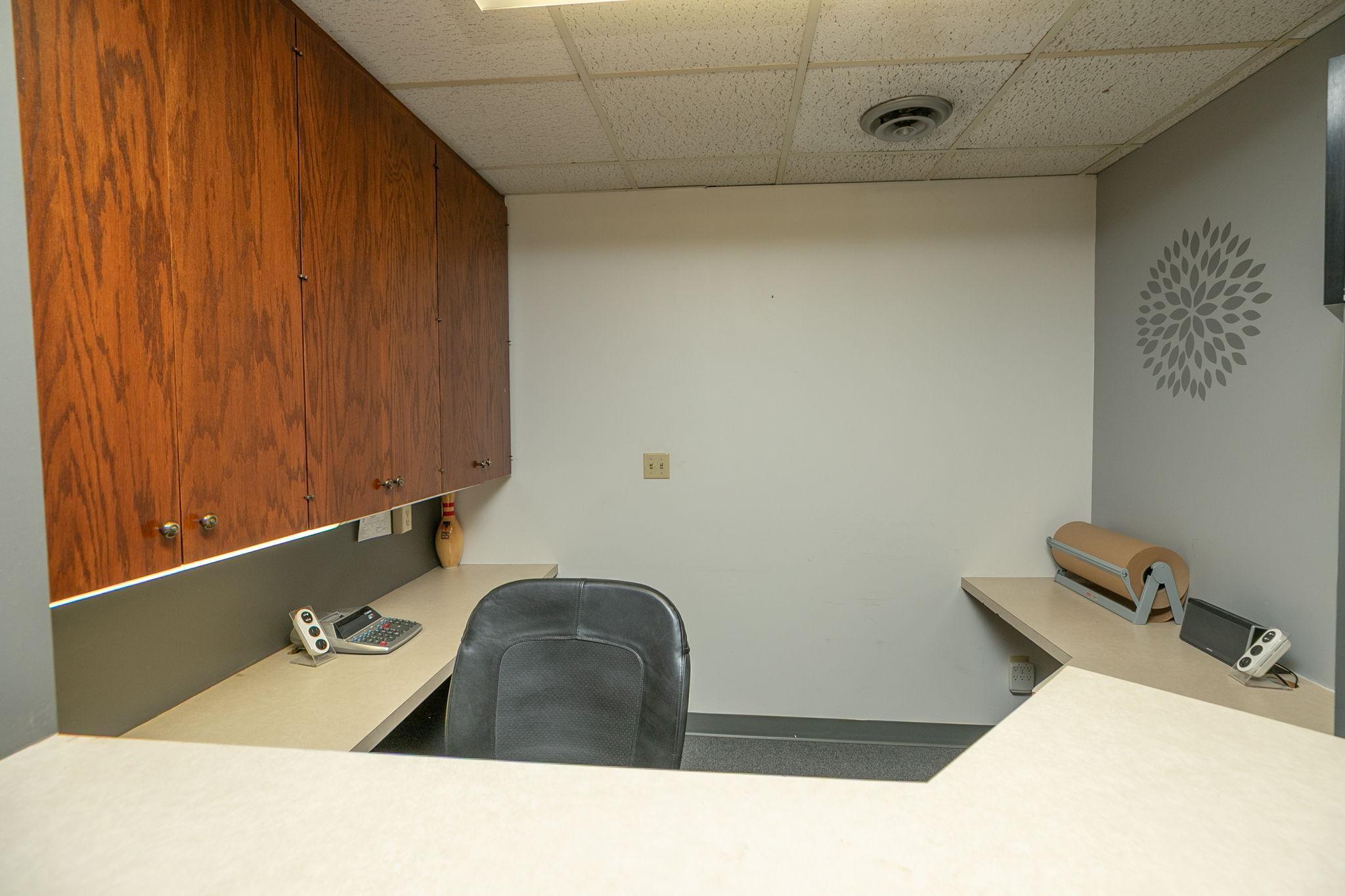 4-web-or-mls-08-Office Space.jpg