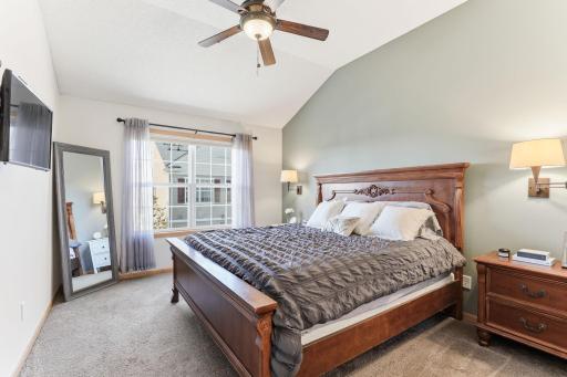 1249 Chateau Avenue, 405, Maplewood, MN 55109