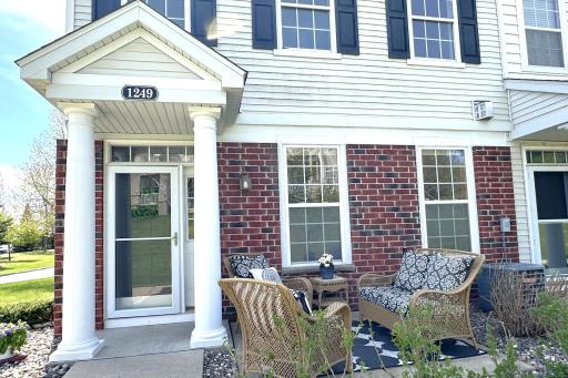 1249 Chateau Avenue, 405, Maplewood, MN 55109